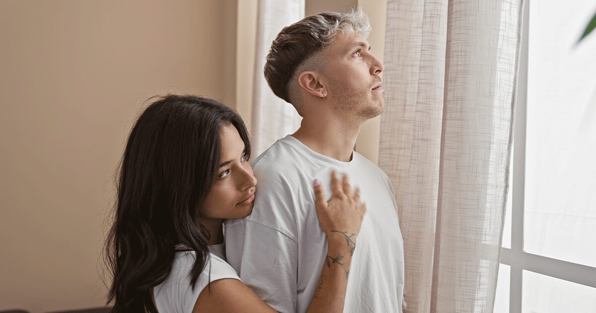 couple discusses How to Involve Your Partner in the Pregnancy Decision Without Feeling Pressured
